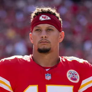 Kansas City Karen Goes Viral for Snatching Patrick Mahomes Headband From Young Fan