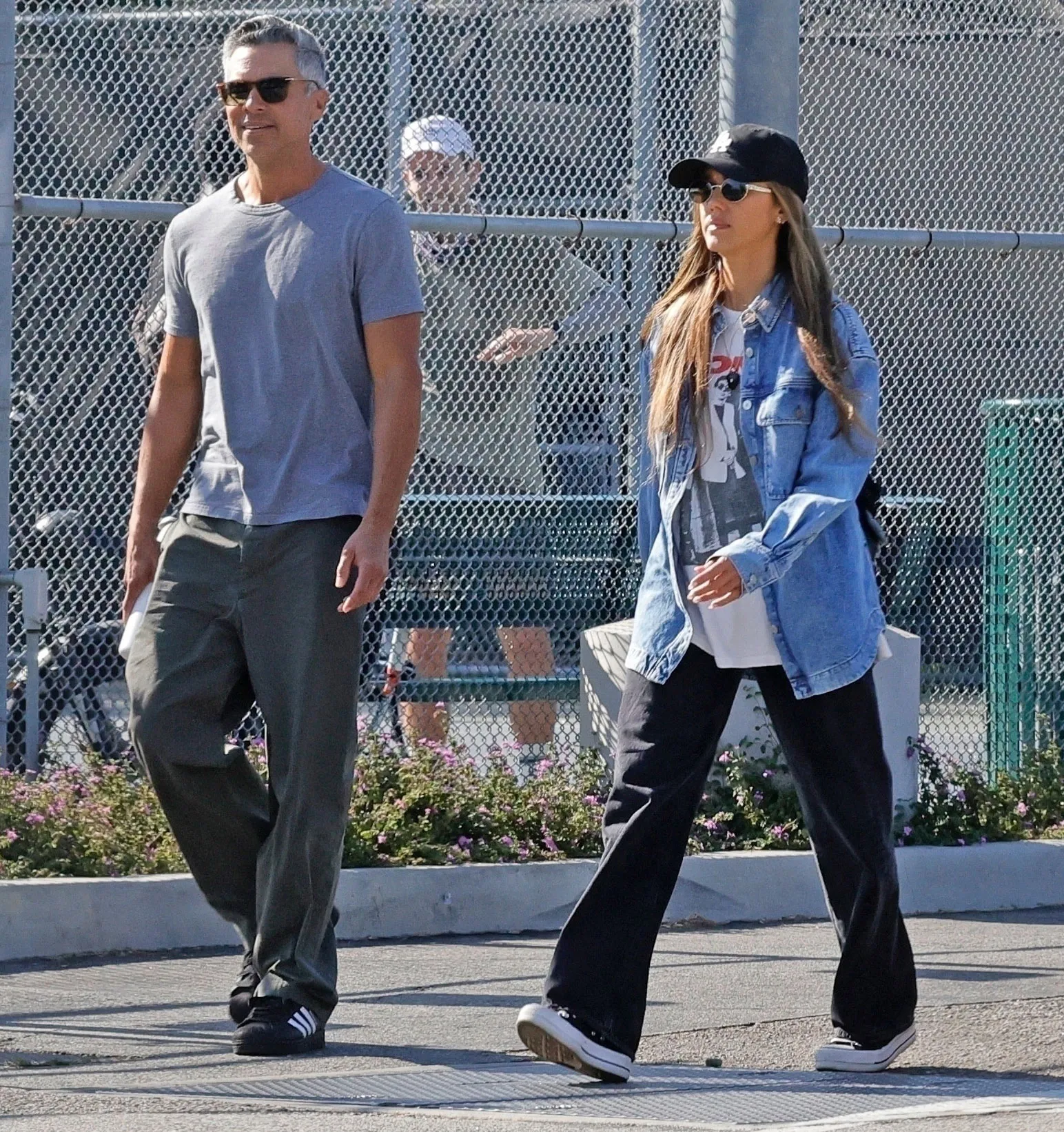 BGUS_3370024_002 Jessica Alba and Cash Warren