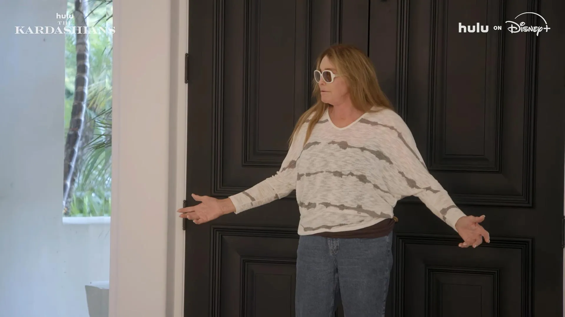 Caitlyn Jenner Returns to The Kardashians in Season 7 Trailer