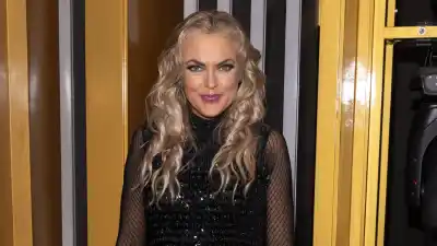 DWTS-Elaine-Hendrix-Best-Quotes-About-Her-Age-promo