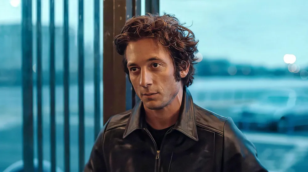 Did Jeremy Allen White Wear Contacts for Deliver Me From Nowhere MCDSPDE_H3001