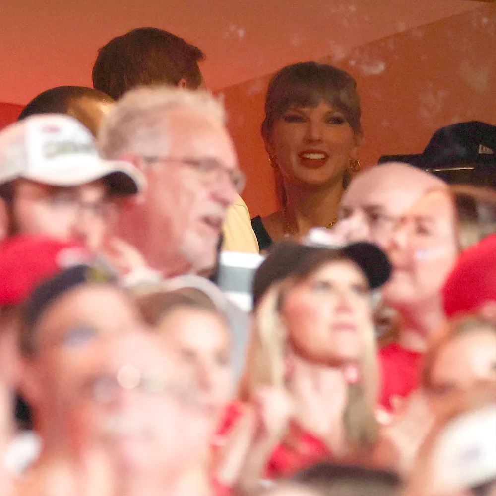 ESPN s Laura Rutledge Saddened Taylor Swift Still Faces NFL Backlash It Doesn t Affect You