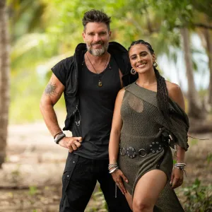 Julián Gil y Val Marín, conductores de El Conquistador el nuevo reality show de Unimás