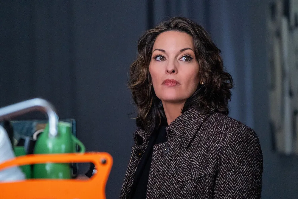 FBI Stars Tease Chaos to Start Season 8 Amid Isobel Death Scare It s a Life or Death Situation 3078765_1844b