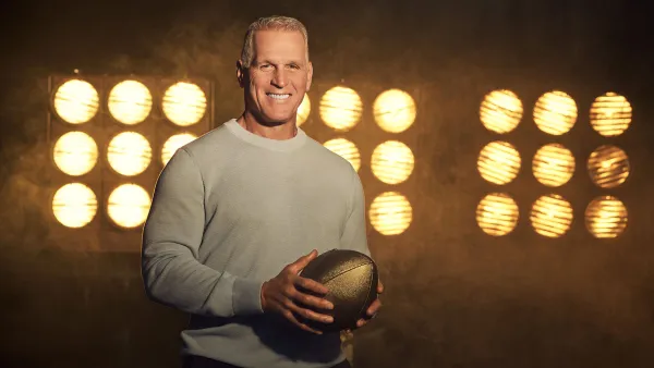 Feature Mel Owens 2544 Luxury Handbag Shopping Cover Story