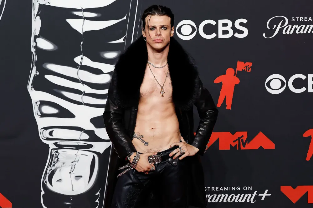 Feature Youngblud Defends Taylor Swift