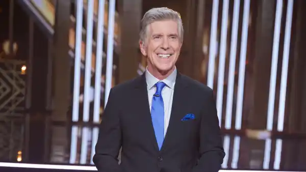 GettyImages-1168743356-Tom-Bergeron-Is-Returning-for-DWTS-20th-Anniversary-5-Years-After-Exit.jpg