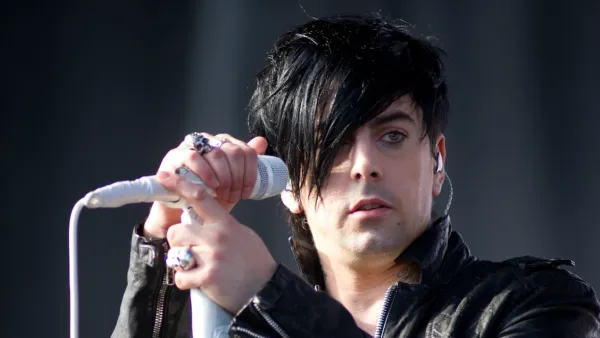 GettyImages-121590754 lostprophets singer death jail attack