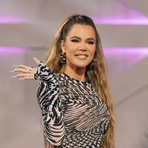 THE KELLY CLARKSON SHOW -- Episode J041 -- Pictured: Khloé Kardashian