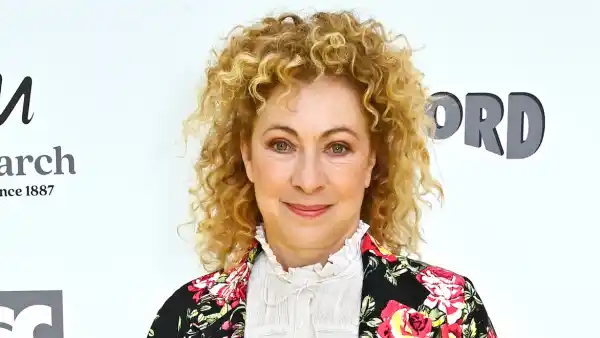 ER Star Alex Kingston Reveals Womb Cancer Diagnosis