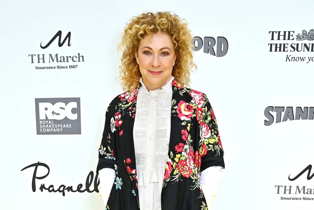 ER Star Alex Kingston Reveals Womb Cancer Diagnosis
