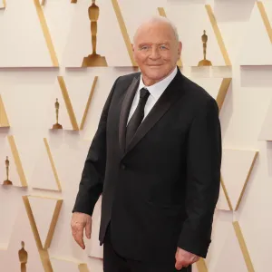 Anthony Hopkins Opens Up About Realization That He's an Alcoholic