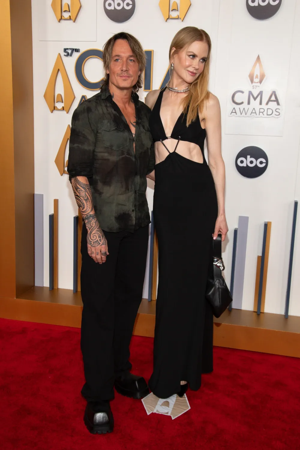 Keith Urban Steps Out Without His Wedding Ring in 1st Appearance Since Nicole Kidman Split