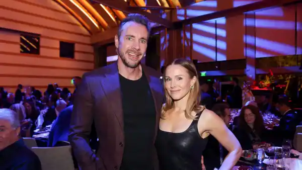 'Dateline' Chimes In On Kristen Bell's Anniversary Post