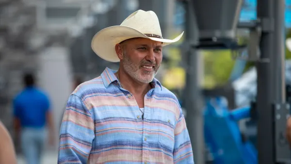 GettyImages-2059242339 Steve McBee Turns Over Watches to Prosecutors