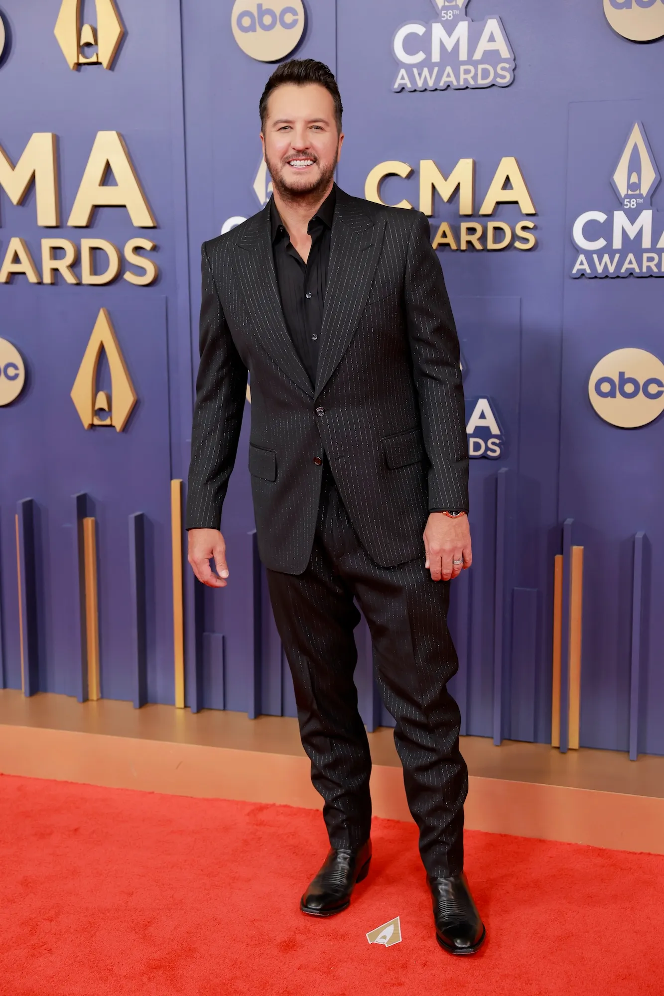 Luke Bryan Makes Rare Comment About Sister’s Death, Speculation His Family Covered Up Details