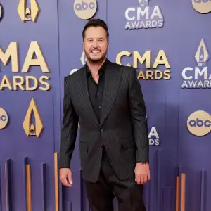 Luke Bryan Makes Rare Comment About Sister’s Death, Speculation His Family Covered Up Details