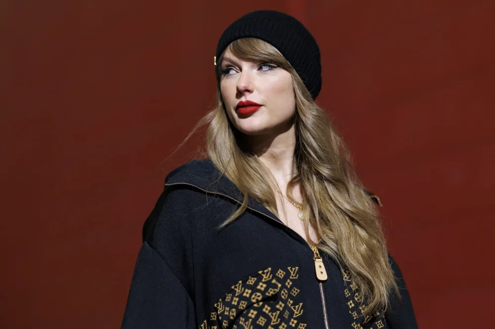 GettyImages-2196121482 Charlie Puth Seemingly Defends Taylor Swift Over Showgirl Allegations