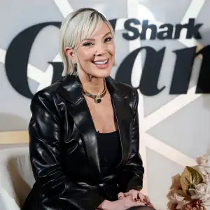 Kris Jenner Goes Back to Black After 1 Week of Being Blonde — and Revives Her Signature Pixie Cut