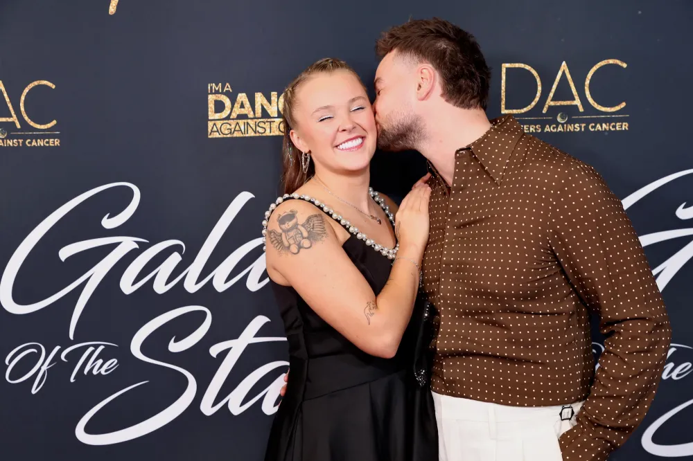 JoJo Siwa and Chris Hughes Make Red Carpet Debut, Gush Over Each Other