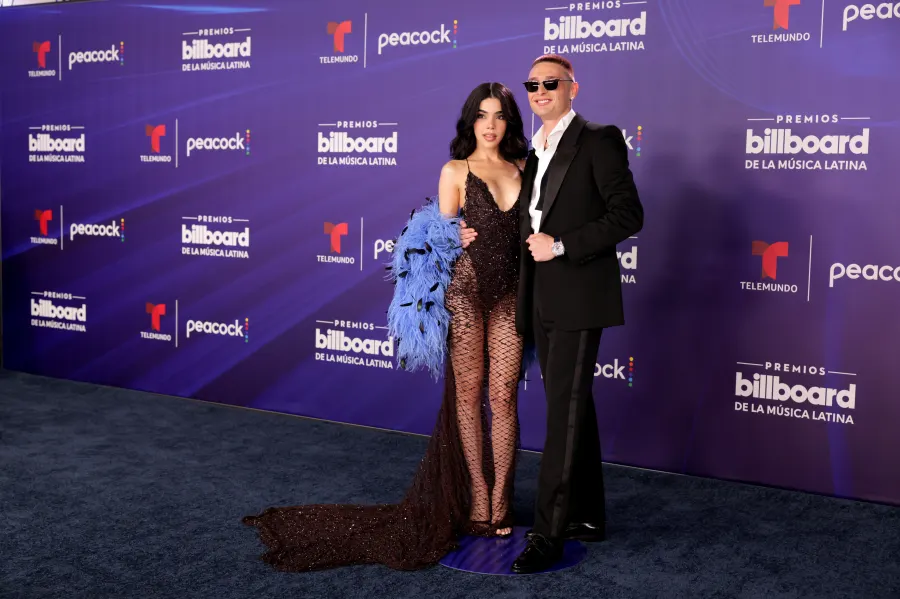 Kenia Os y Peso Pluma.