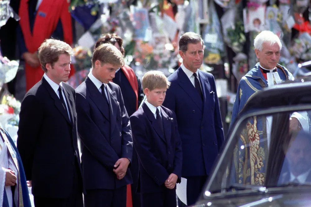 GettyImages-450287087-Charles-Spencer-Had-Something-Different-Planned-for-Princess-Diana-Eulogy
