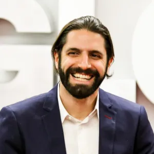 GettyImages-621666990.jpg Jon Levy Author Page