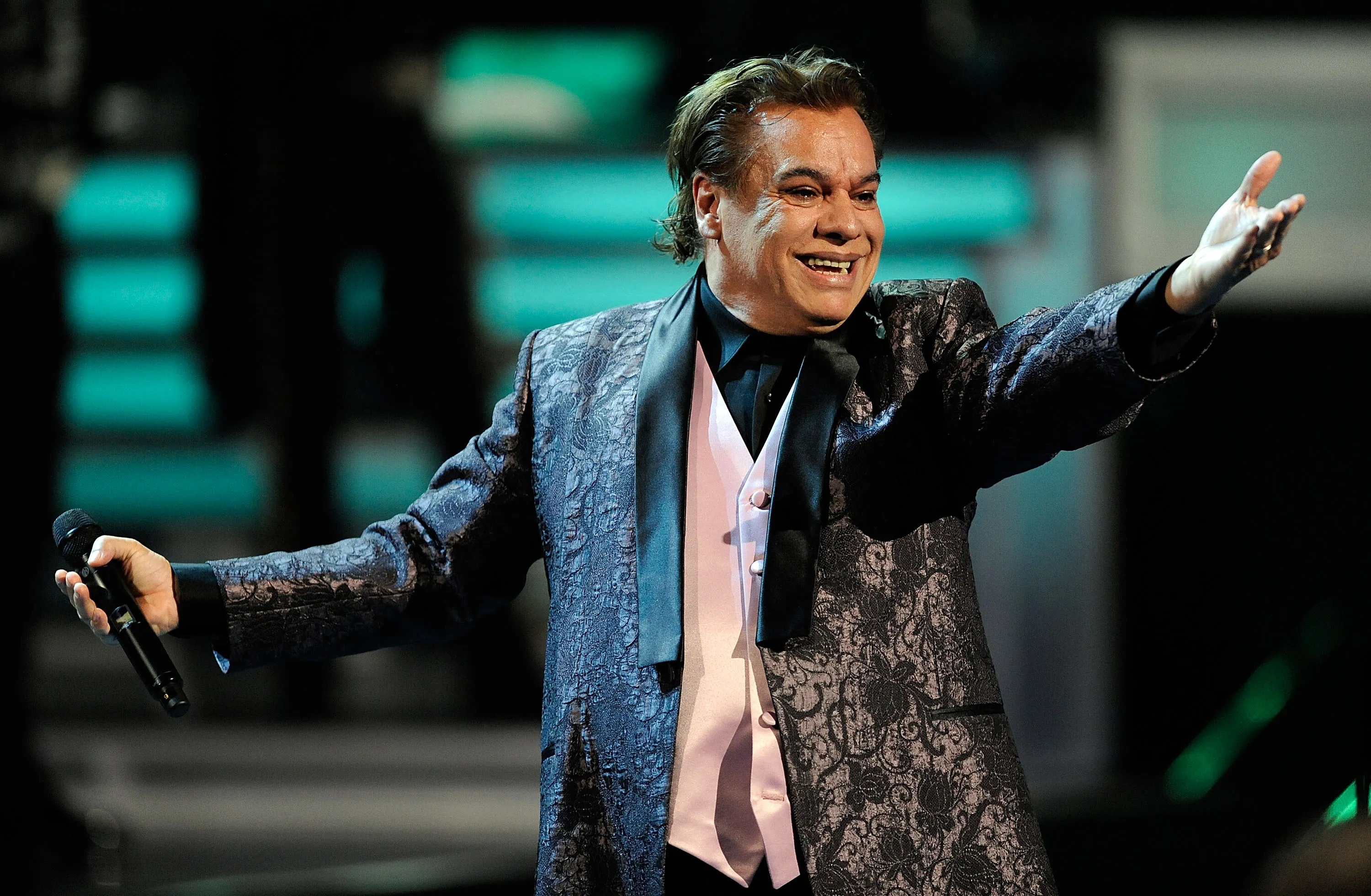 Juan Gabriel en 2009.