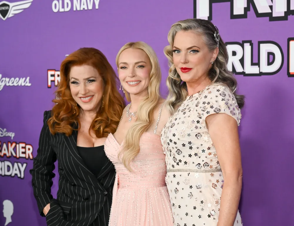 GettyImages2225669163Elaine Hendrix and Lisa Ann Walter Friendship Through the Years.