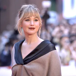 GettyImages2242354565 Jennifer Lawrence Postpartum Depression