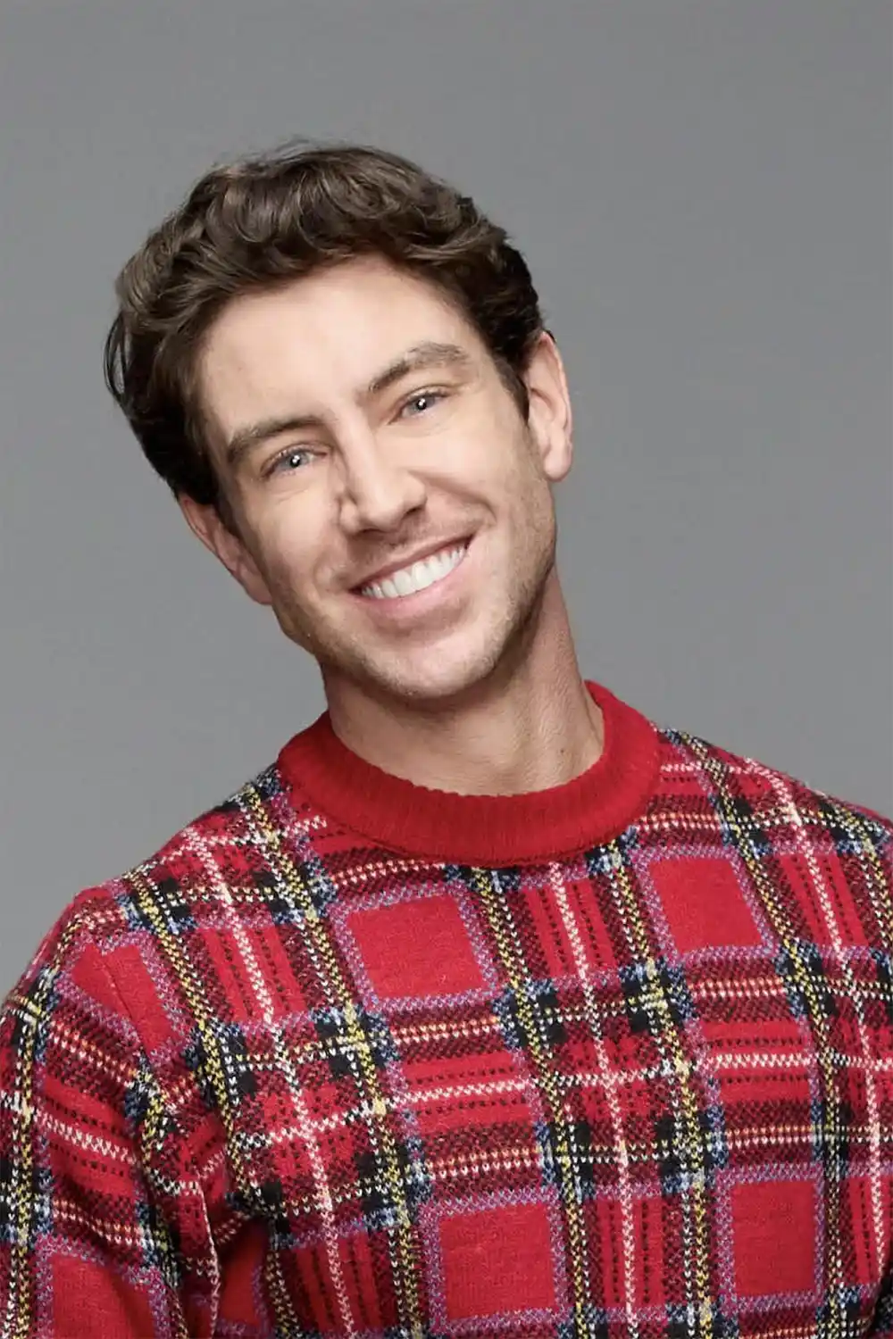 Hallmarks Finding Mr Christmas Is Back for Season 2 Meet Contestants