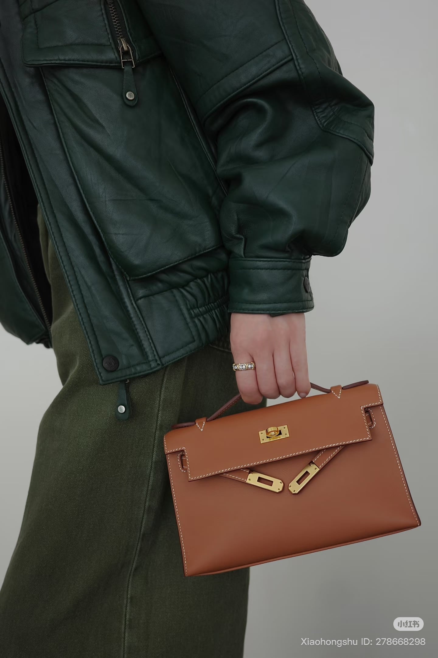 Hermès Clutch Bag Guide 2025