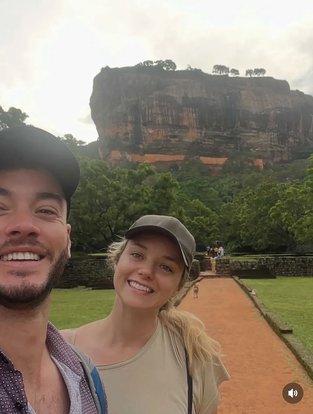 Influencer Stacey Hatfield death under investigation after rare complication from home birth