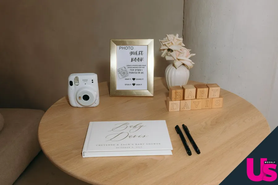 Inside Teen Mom Star Cheyenne Floyd and Husband Zach Davis Baby Shower 1S6A6162 cr Diego Canseco Photography