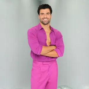 Jan Ravnik Felt Supported by Other DWTS Pros