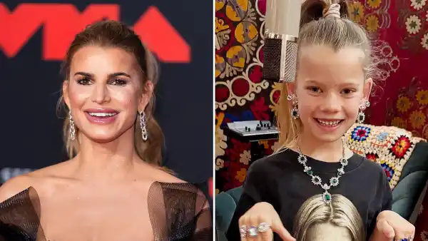 Jessica Simpson s Daughter Birdie 6 Is Her Twin as She Dresses Up as Mom for Spirit Week at School 2234230630
