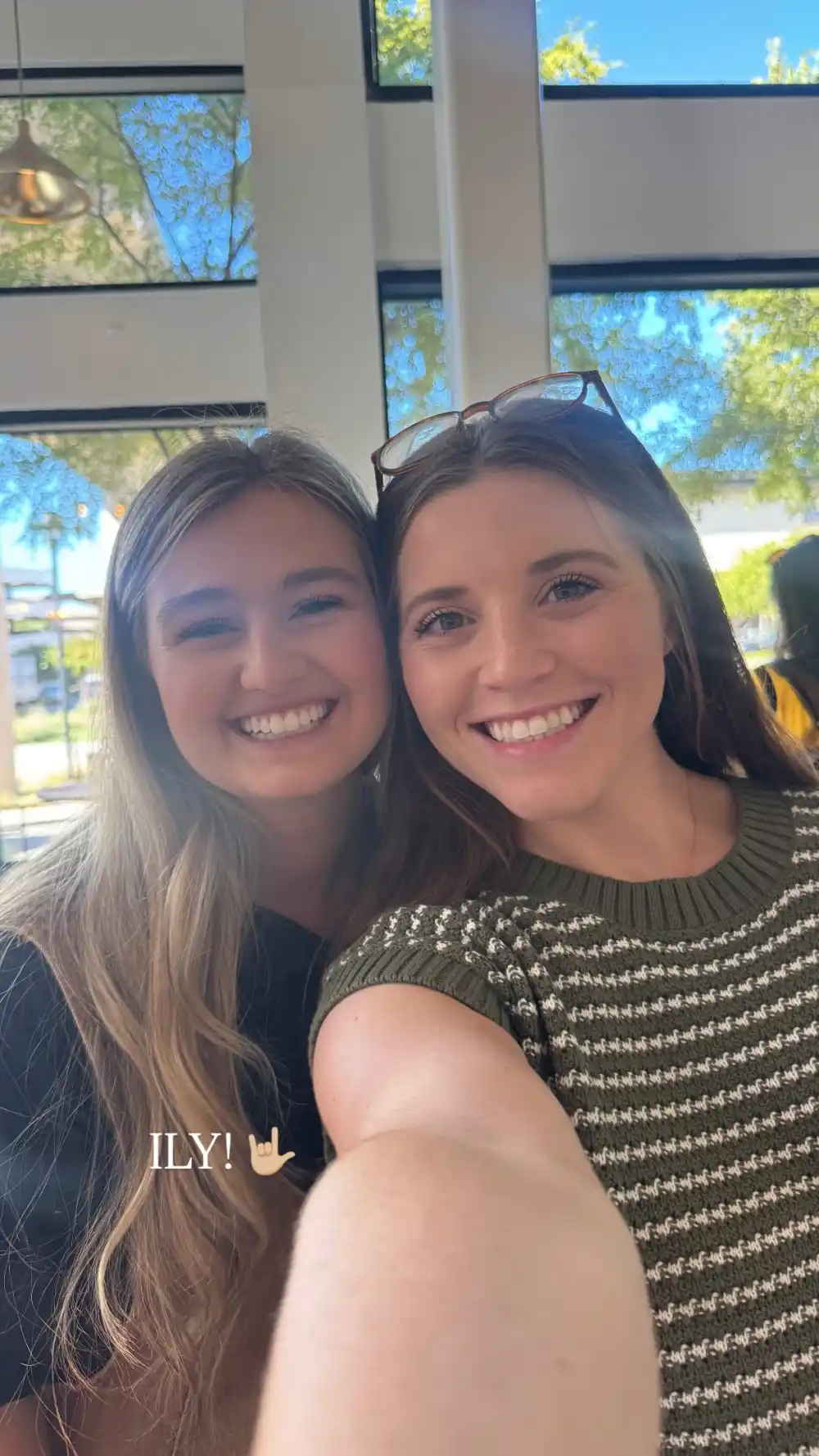 Joy-Duggar-IG-With-Kendra-3740434010330997178