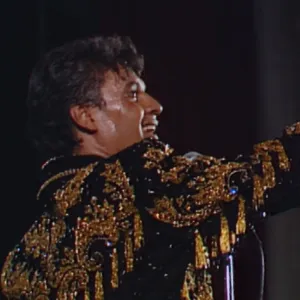 Juan Gabriel: Debo, puedo y quiero