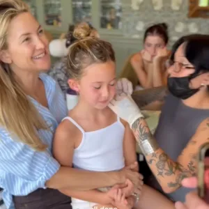 Kate Hudson Takes Daughter Rani to Get Her Ears Pierced promo