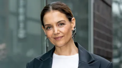 NEW YORK, NEW YORK - FEBRUARY 06: Actress Katie Holmes is seen arriving to the Christian Siriano Fall/Winter 2025 fashion show at Chelsea Industrial on February 06, 2025 in New York City. (Photo by Gilbert Carrasquillo/GC Images)