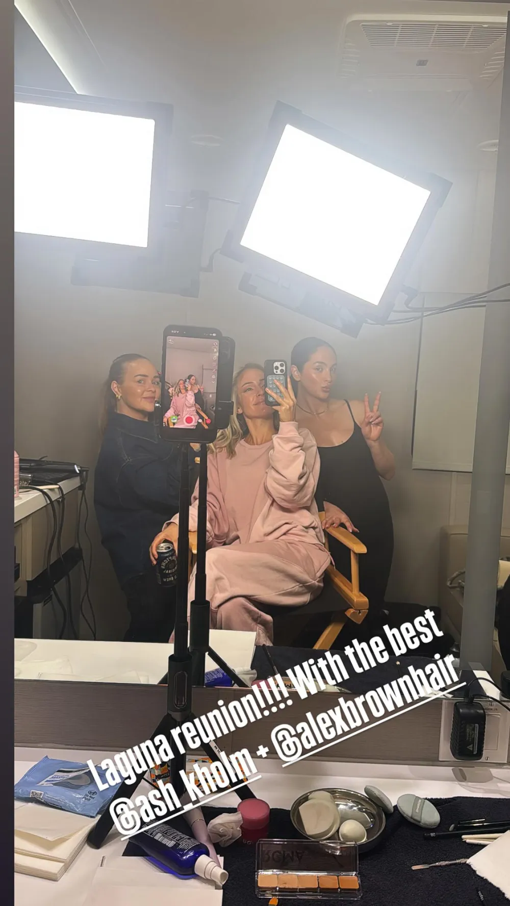 Kristin Cavallari Teases Her Outfit Ahead of Laguna Beach Reunion 559551629_18539986855038395_5239406695327539106_n