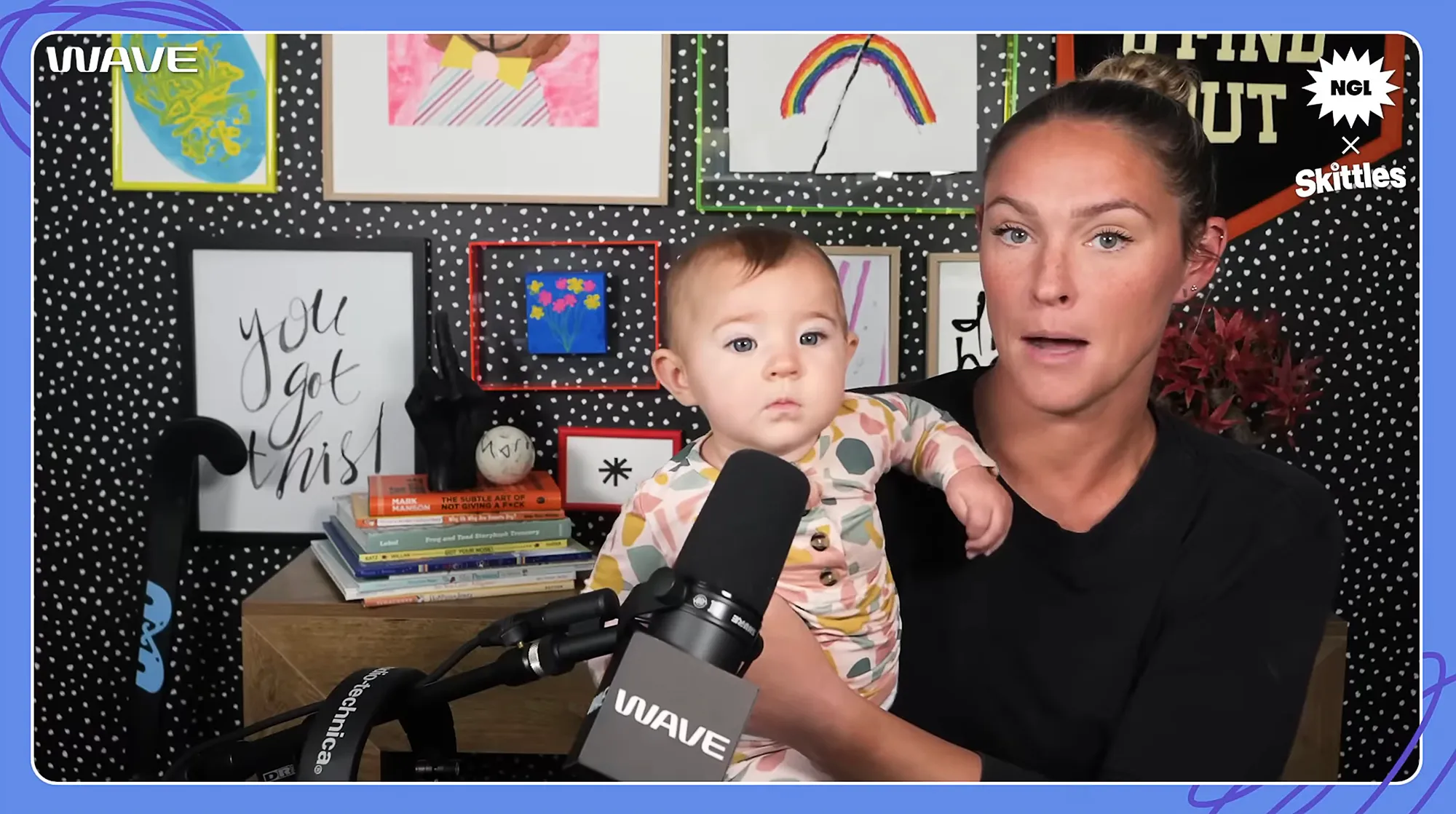 Kylie Kelce Shows Baby Finn s Face Breast Feeds During Podcast