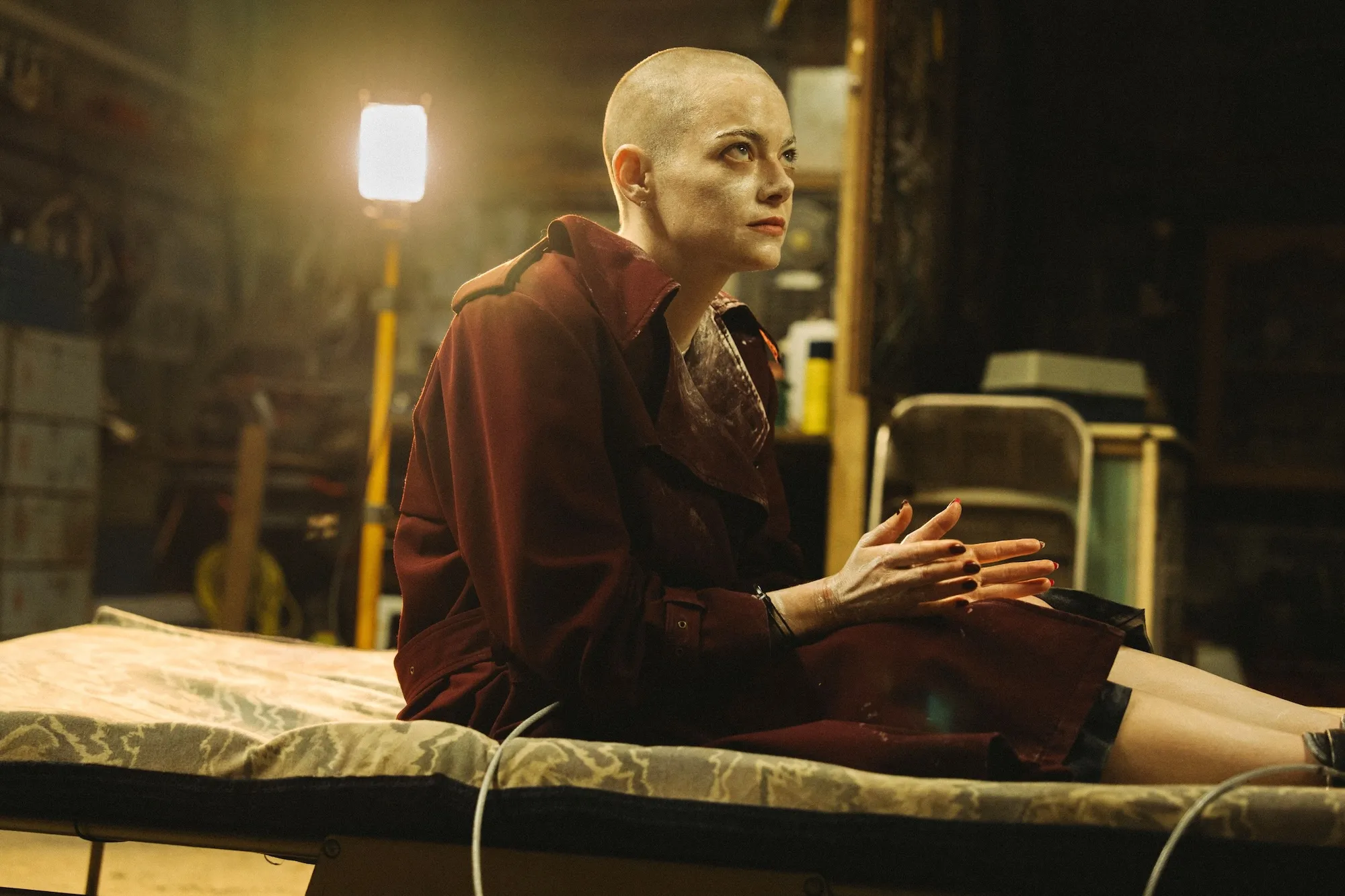 MCDBUGO_UC011 Did Emma Stone Shave Her Head for Bugonia? Hair Transformation Explained