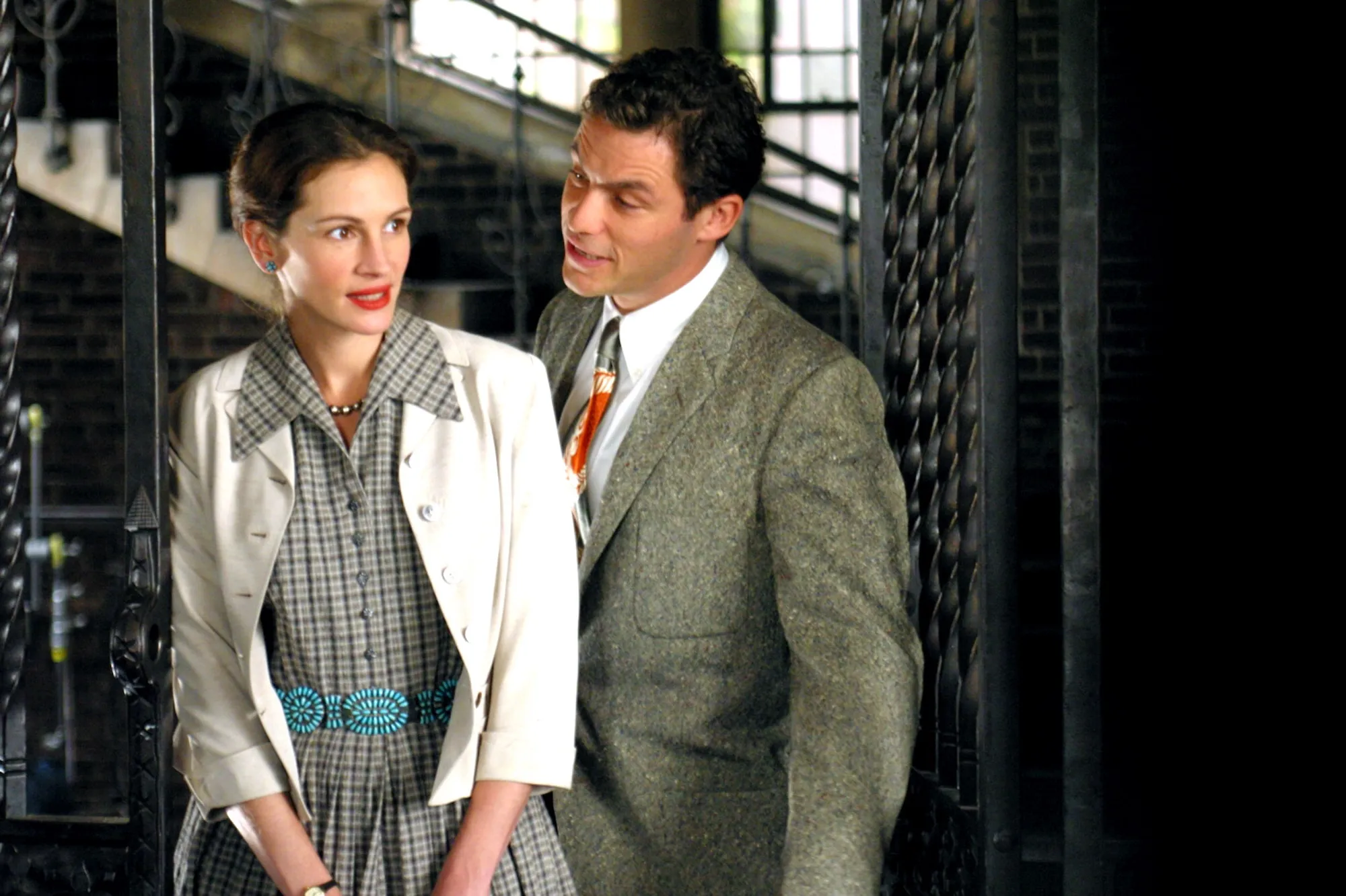 Julia Roberts Jokes Dominic West Was 'Uncomfortable' Kissing Her in Front of Husband Danny Moder