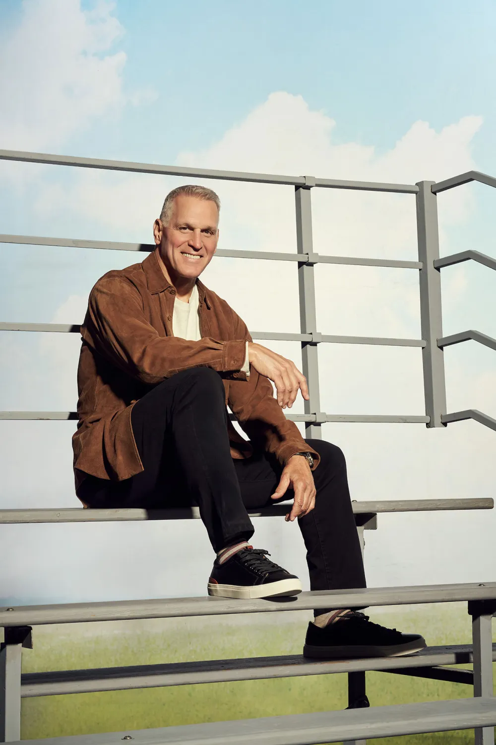 Mel Owens 2544 Luxury Handbag Shopping Cover Story