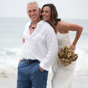 Mel-and-Debbie-Golden-Bachelor-178676_0392