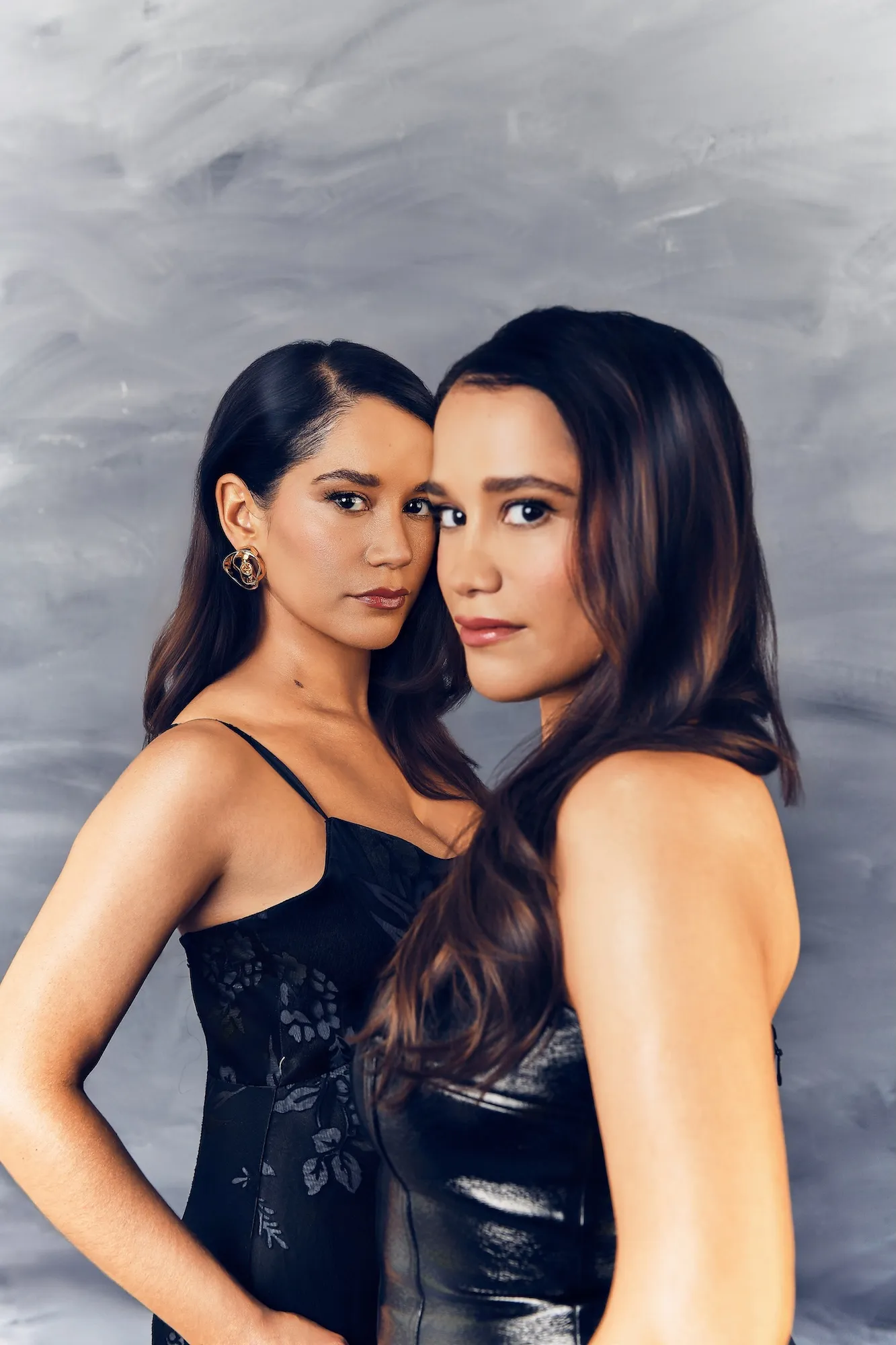 Michelle and Melissa Macedo Talk Their New Horror Film Thinestra Unwanted Twin Comparisons and More 42492