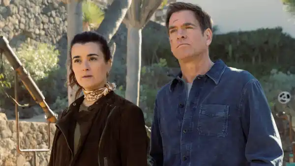 NCIS Tony and Ziva Cote de Pablo Talks Season 1 Ending Romantic Surprise Finale