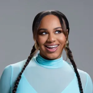 Nia Sioux Feature 1.jpg