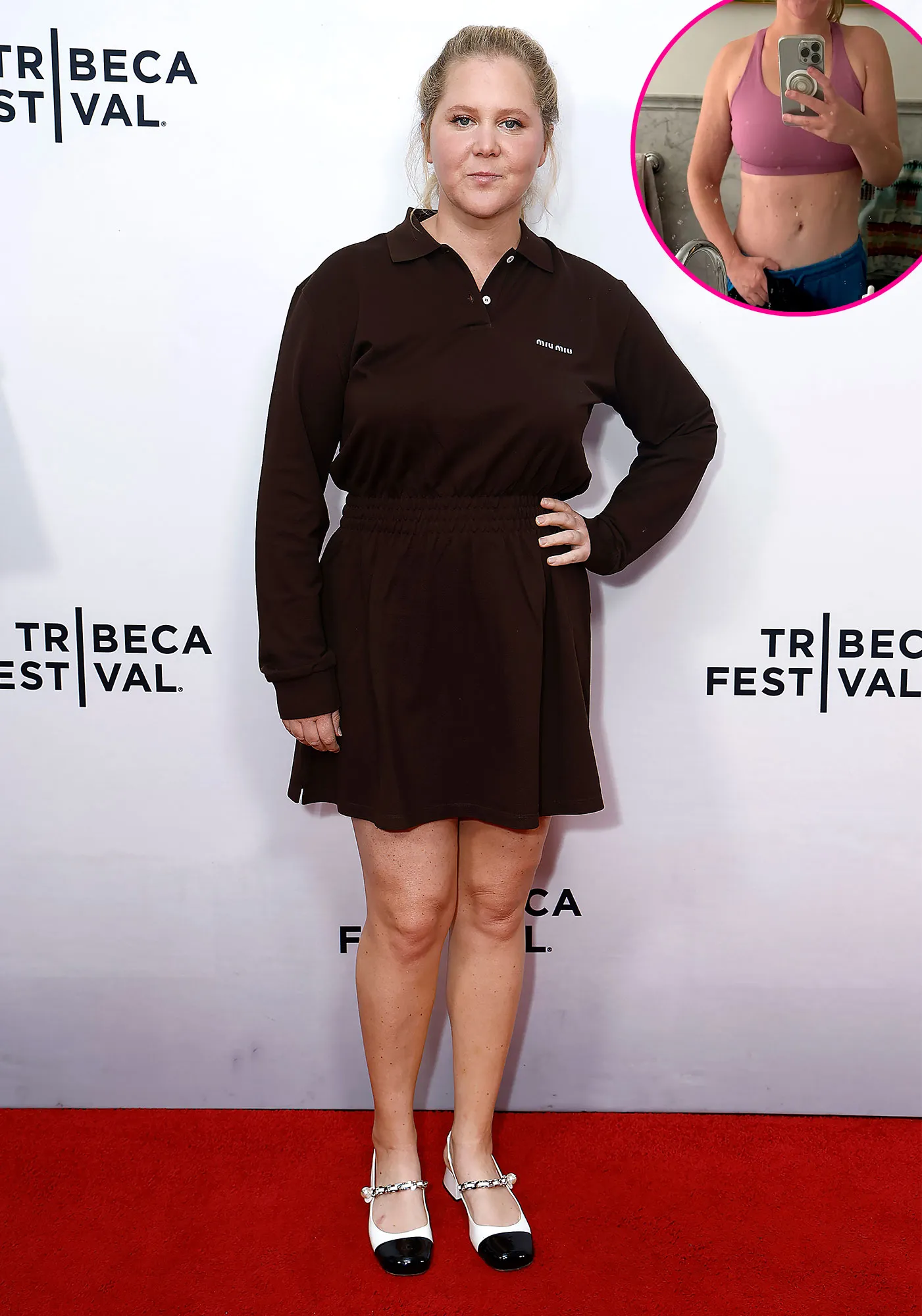 Promo Amy Schumer Puts Abs on Display in New Mirror Selfie